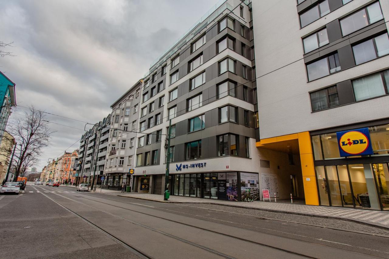 Spacious Terrace Apartment With Free Private Parking Prague Exterior photo