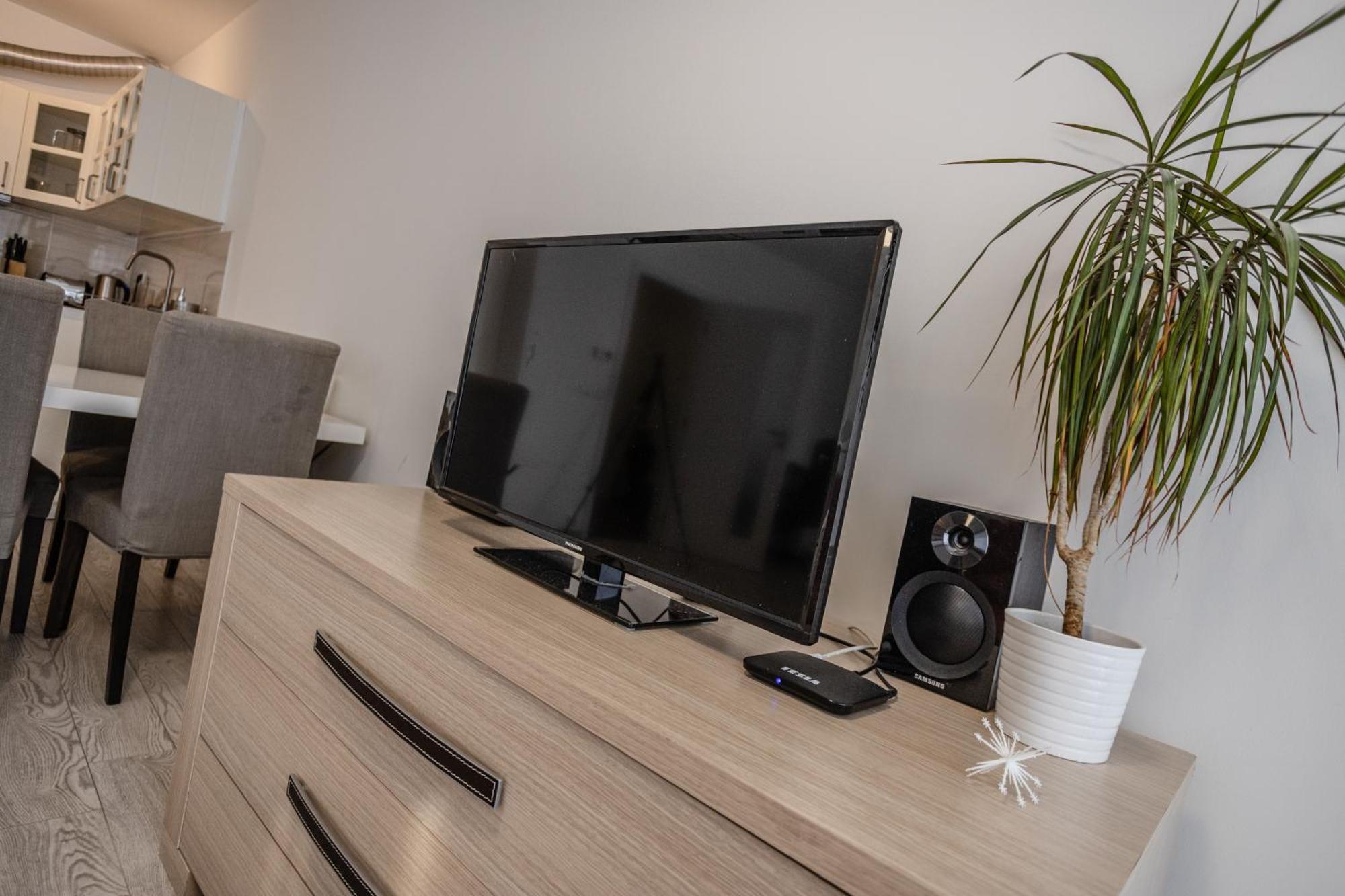 Spacious Terrace Apartment With Free Private Parking Prague Exterior photo